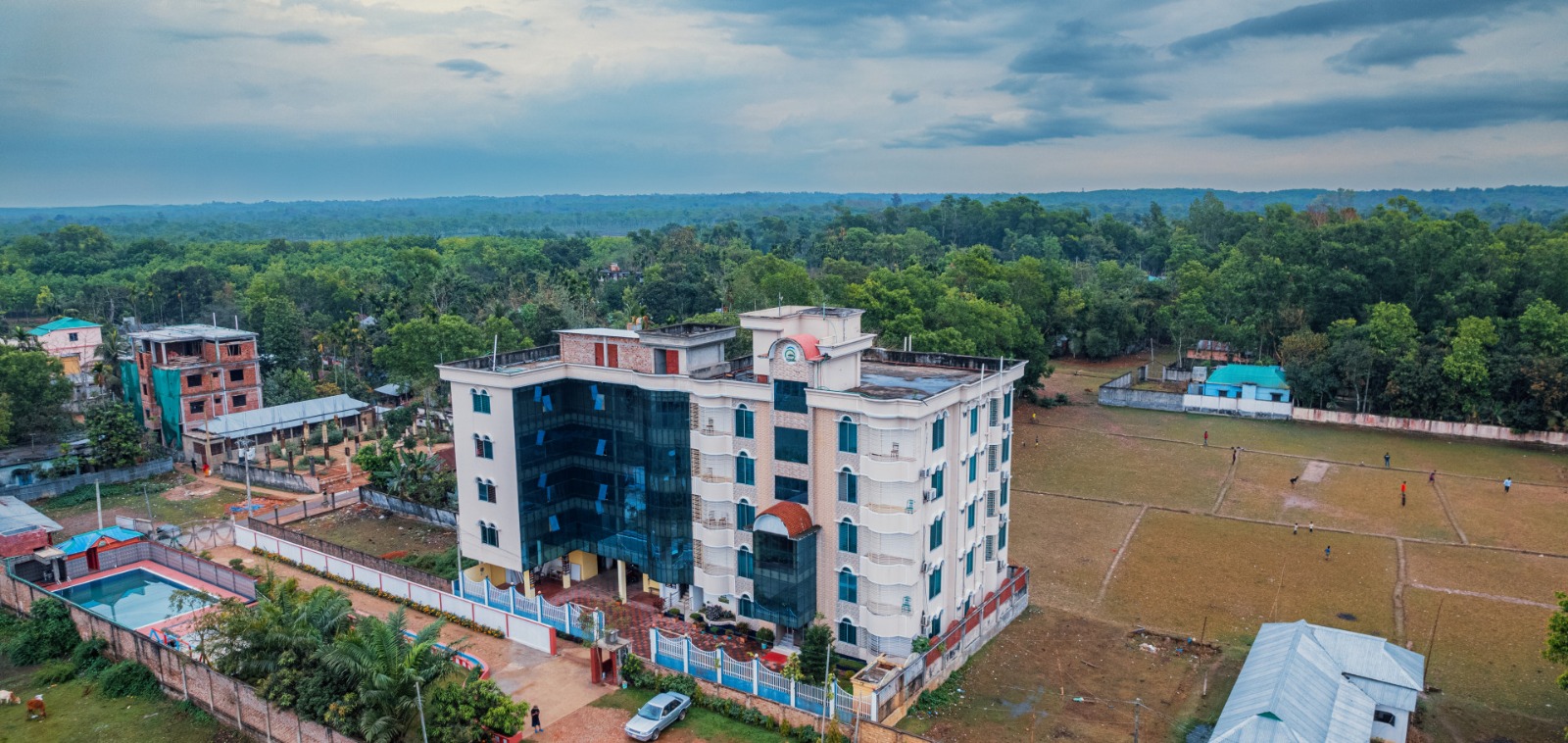 Grand Selim Resort — Estate & Tea Gardens